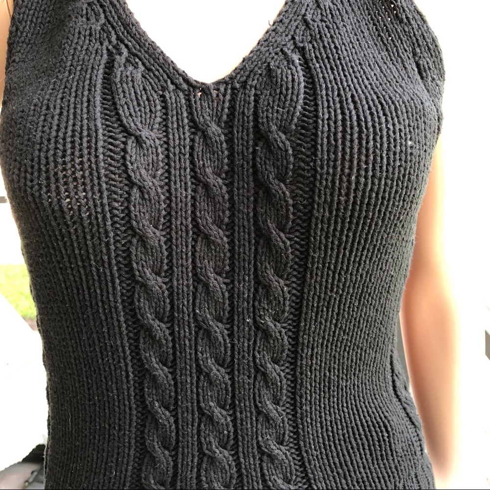 GAP top - Picture 2 of 7